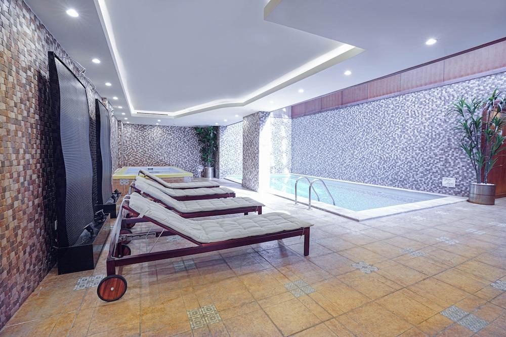 Hotel Vivid Hotel, A Member Of Radisson Individuals 5*