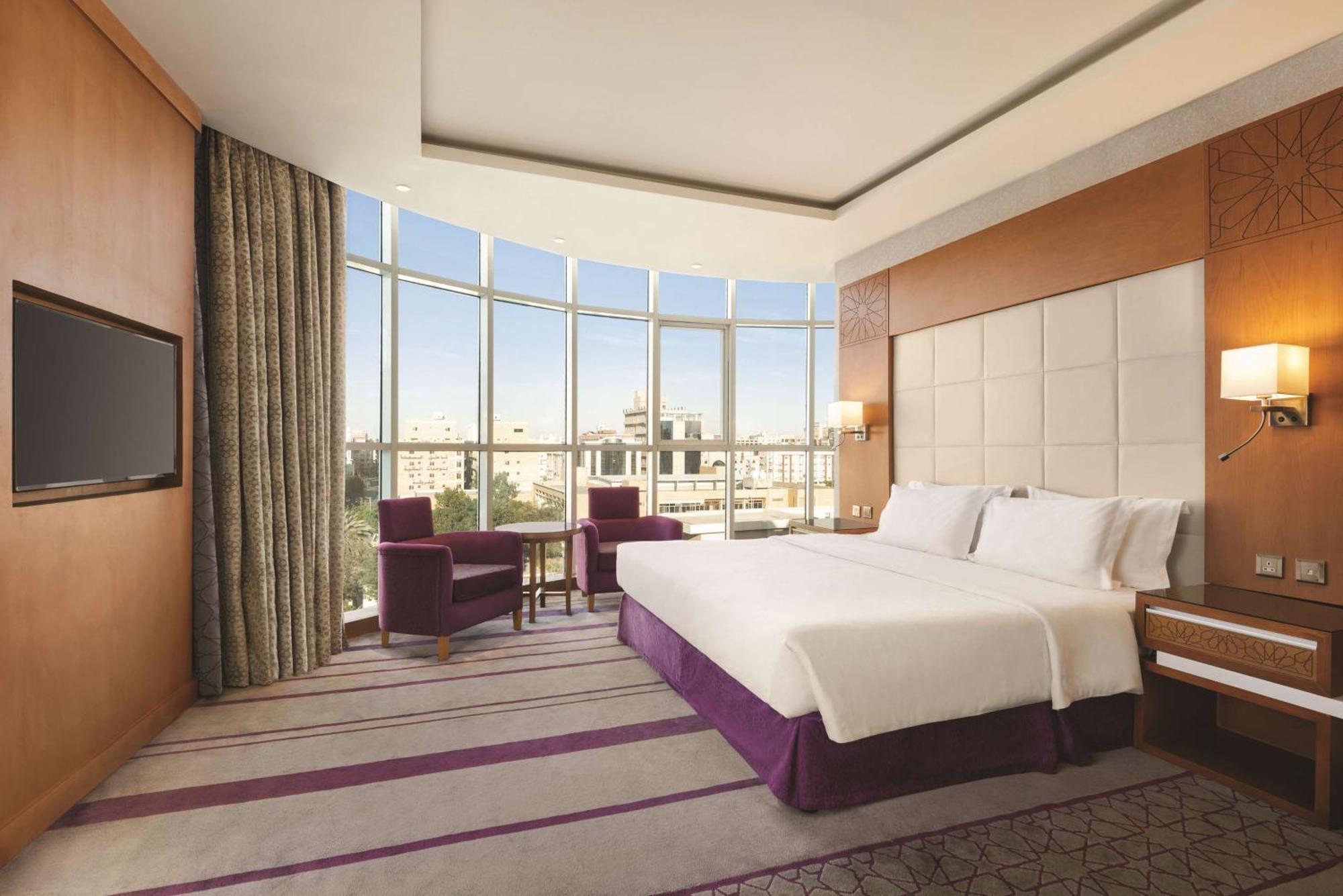 Vivid Hotel, A Member Of Radisson Individuals Hotel